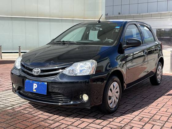 TOYOTA ETIOS 1.5 XS 16V FLEX 4P AUTOMÁTICO TOYOTA ETIOS 1.5 XS 16V FLEX 4P AUTOMÁTICO